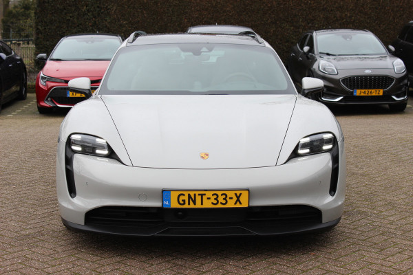 Porsche Taycan Sport Turismo 4S 93 kWh / SoH 91,9% / Panoramadak / 360Camera / Head-up / Accu Performance+ / 21'' / Achterasbesturing / Luchtvering / Keyless / Stoel+Stuurverwarming / DAB / ACC