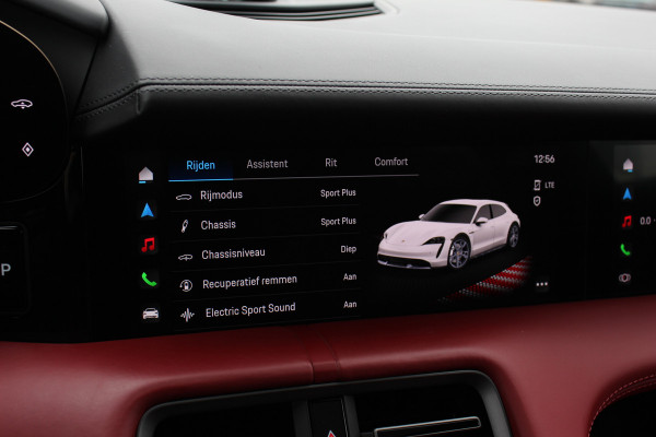 Porsche Taycan Cross Turismo Turbo S 93 kWh / SoH 90,9% / Panoramadak / 360Camera / Head-up / Passenger Display / Luchtvering / 21'' / Bose / Keyless / Sportdesign+Chrono / Stoelventilatie+Verwarming / Stuurverwarming / Dodehoek / DAB
