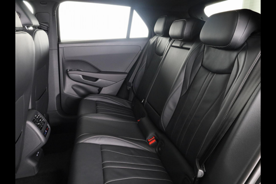 Volkswagen T-Roc R-Line First Edition 1.5 eTSI 110 kW / 150 PK SUV