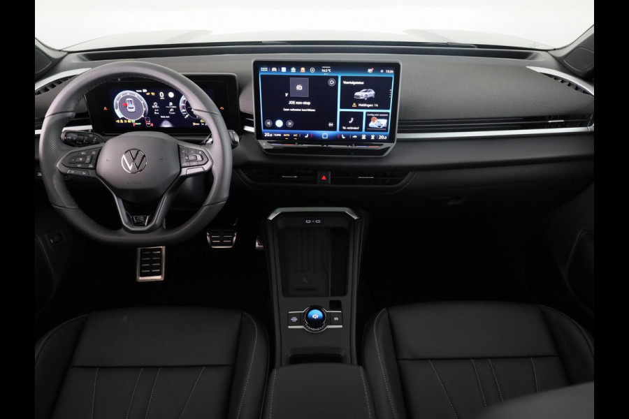 Volkswagen T-Roc R-Line First Edition 1.5 eTSI 110 kW / 150 PK SUV