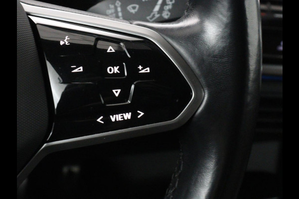 Volkswagen ID.4 First 77 kWh | SOH 90% | Stoelverwarming | Adaptive cruise | 20'' | Half leder | Carplay | Navigatie | Sfeerverlichting | Full LED | Camera | Stuurverwarming