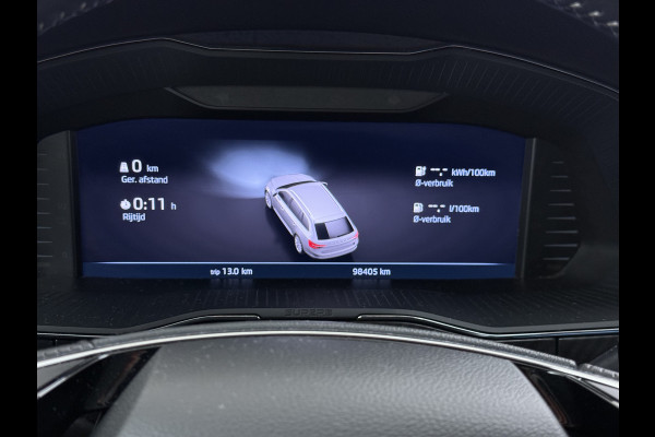 Škoda Superb Combi T218PK iV PHEV AUT-6 Sportline BS Elektr.+Geheugen-Sport-Stoelen+Verwarmd Trekhaak Virtual Cockpit Matrix Led Navi Ecc Ada 1.4t- Plug-in-hybride Achterbank+Stuurverwarming Led Elek.Achterklep Lmv 19" Keyless Dodehoek detectie Verkeersbord detectie 1e Eigenaar Origineel Nederlandse Auto 400 Nm !! + 1600kg trekvermogen