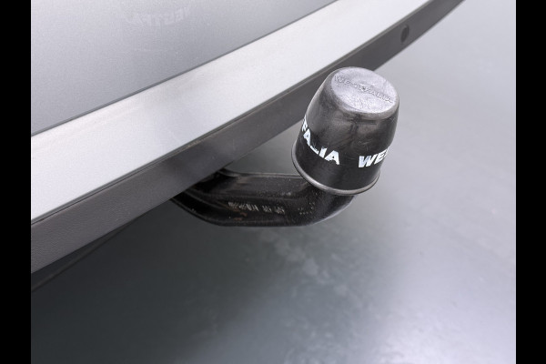 Škoda Superb Combi T218PK iV PHEV AUT-6 Sportline BS Elektr.+Geheugen-Sport-Stoelen+Verwarmd Trekhaak Virtual Cockpit Matrix Led Navi Ecc Ada 1.4t- Plug-in-hybride Achterbank+Stuurverwarming Led Elek.Achterklep Lmv 19" Keyless Dodehoek detectie Verkeersbord detectie 1e Eigenaar Origineel Nederlandse Auto 400 Nm !! + 1600kg trekvermogen