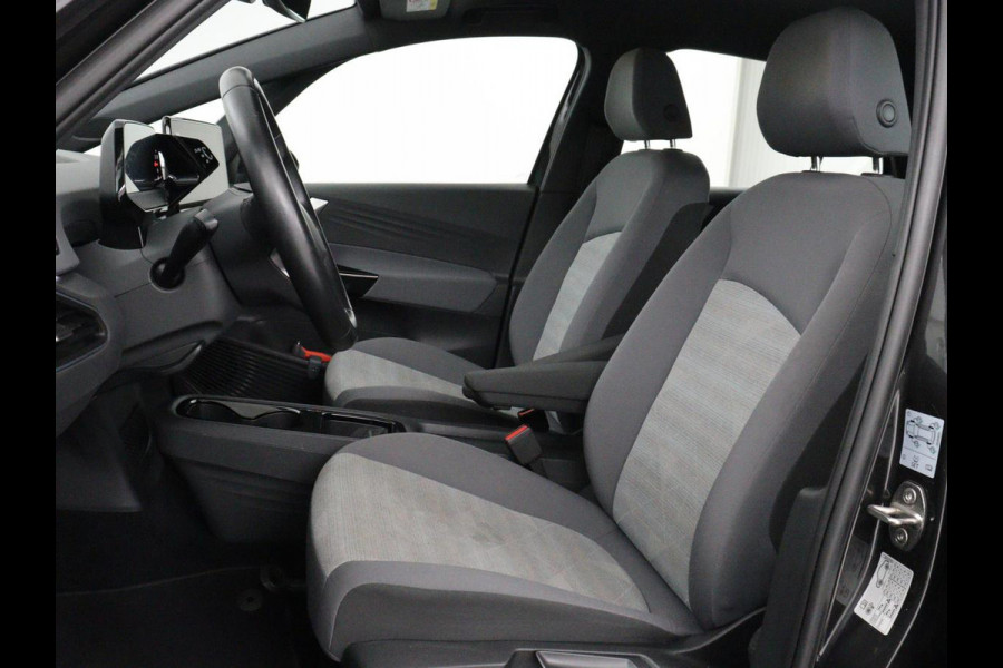 Volkswagen ID.3 Life 58 kWh | SOH 90% | 1e eigenaar | Stoelverwarming | Adaptive cruise | Carplay | Navigatie | Parkeerhulp | Full LED |