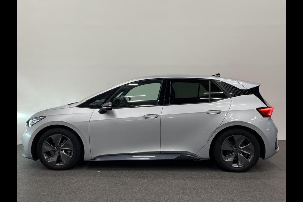 CUPRA Born Business 62 kWh Navigatie Apple Carplay/Android Auto Camera Parkeersensoren Adaptive Cruise Control Stuurverwarming Lichtmetalen velgen Climate Control