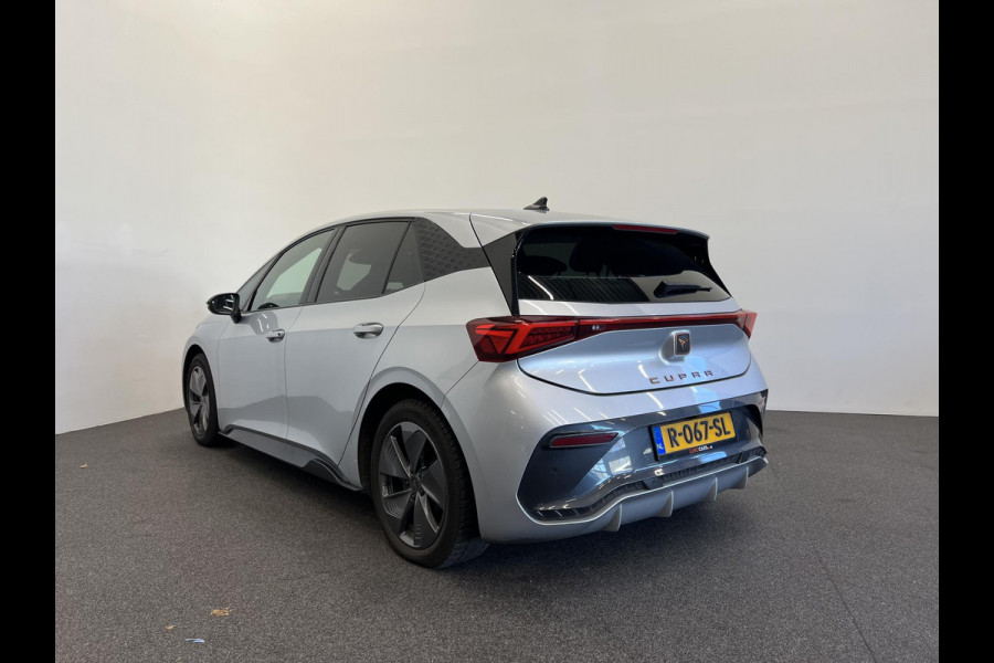 CUPRA Born Business 62 kWh Navigatie Apple Carplay/Android Auto Camera Parkeersensoren Adaptive Cruise Control Stuurverwarming Lichtmetalen velgen Climate Control