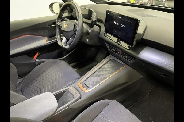 CUPRA Born Business 62 kWh Navigatie Apple Carplay/Android Auto Camera Parkeersensoren Adaptive Cruise Control Stuurverwarming Lichtmetalen velgen Climate Control