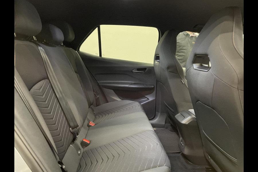 CUPRA Born Business 62 kWh Navigatie Apple Carplay/Android Auto Camera Parkeersensoren Adaptive Cruise Control Stuurverwarming Lichtmetalen velgen Climate Control