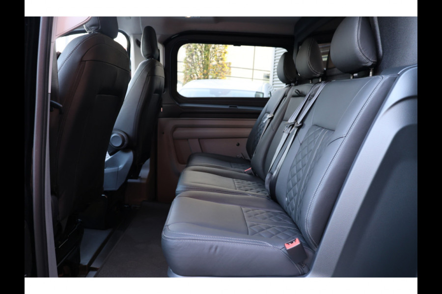 Ford Transit Custom 320 2.0 TDCI 170 PK L2H1 Limited DC | Dubbel Cabine | ACC | Blind Spot | Navigatie | Camera | CarPlay | Lane Assist | Trekhaak | BPM VRIJ | Verlengde fabrieksgarantie tot 12-2029 | 5-Zitter | AV Edition