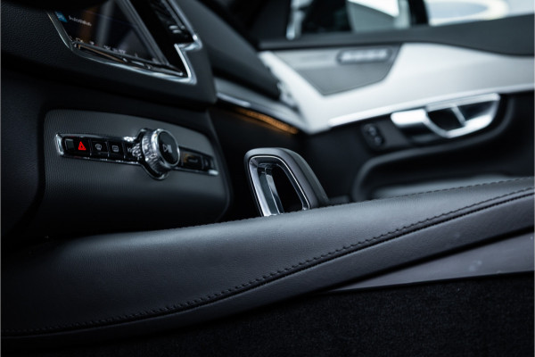 Volvo XC90 2.0 T8 Recharge AWD Plus Dark - Panorama | H&K | Memory | Elek. trekhaak | 360 Camera