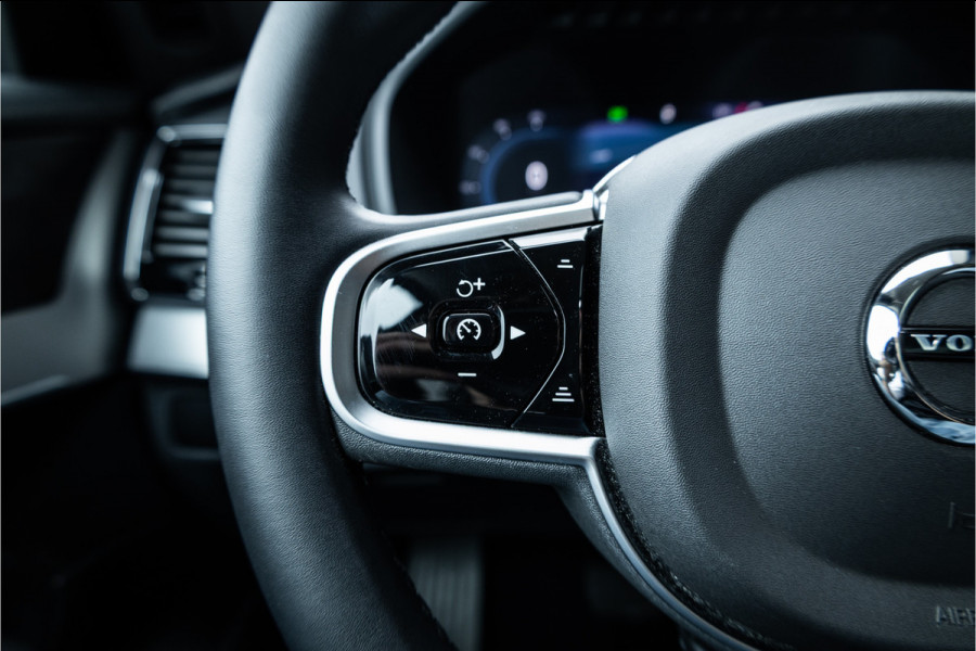 Volvo XC90 2.0 T8 Recharge AWD Plus Dark - Panorama | H&K | Memory | Elek. trekhaak | 360 Camera