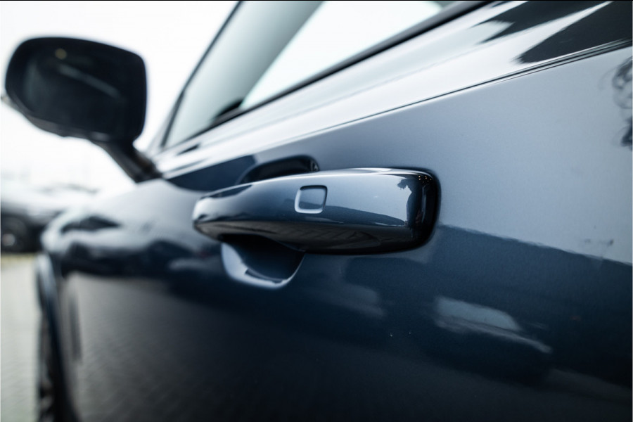Volvo XC90 2.0 T8 Recharge AWD Plus Dark - Panorama | H&K | Memory | Elek. trekhaak | 360 Camera