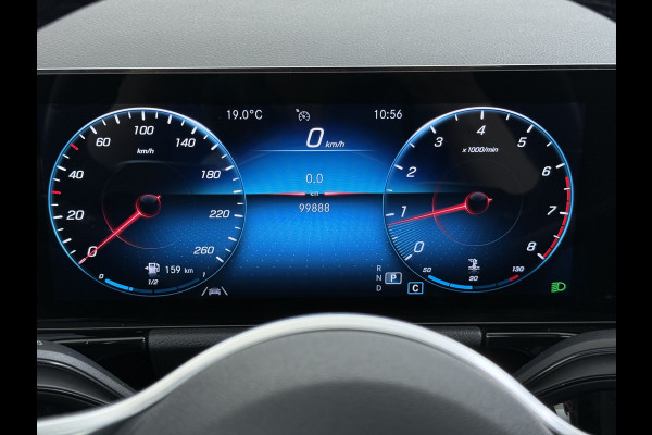Mercedes-Benz B-Klasse 180T AUT-7 Luxury Pano-Dak Elektr+Leer+Geheugen+Verwarmd-Comfort-Stoel Navi Camera Apple Carplay Android Elek.Stoelen+Memory+Ver Elek.Achterklep Widescreen Park-Assist Break-Assist cockpit Premium+ Smartphone-integratie Dodehoekassistent DAB Bluetooth Led Lmv Keyless Go Easy-pack 1e Eigenaar Dealeronderhouden Zeer Compleet Origineel Nederlandse Auto 1.400kg trekvermogen € 44.000,- nieuw