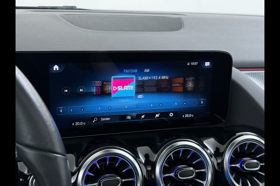 Mercedes-Benz B-Klasse 180T AUT-7 Luxury Pano-Dak Elektr+Leer+Geheugen+Verwarmd-Comfort-Stoel Navi Camera Apple Carplay Android Elek.Stoelen+Memory+Ver Elek.Achterklep Widescreen Park-Assist Break-Assist cockpit Premium+ Smartphone-integratie Dodehoekassistent DAB Bluetooth Led Lmv Keyless Go Easy-pack 1e Eigenaar Dealeronderhouden Zeer Compleet Origineel Nederlandse Auto 1.400kg trekvermogen € 44.000,- nieuw