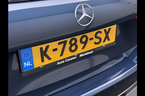 Mercedes-Benz B-Klasse 180T AUT-7 Luxury Pano-Dak Elektr+Leer+Geheugen+Verwarmd-Comfort-Stoel Navi Camera Apple Carplay Android Elek.Stoelen+Memory+Ver Elek.Achterklep Widescreen Park-Assist Break-Assist cockpit Premium+ Smartphone-integratie Dodehoekassistent DAB Bluetooth Led Lmv Keyless Go Easy-pack 1e Eigenaar Dealeronderhouden Zeer Compleet Origineel Nederlandse Auto 1.400kg trekvermogen € 44.000,- nieuw