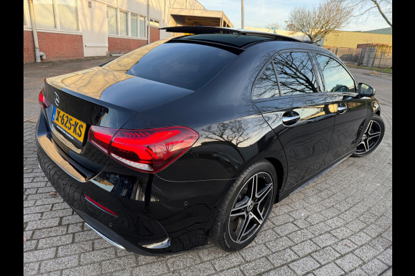 Mercedes-Benz A-Klasse 200 AMG 2022 AUT PANO LEDER ACC VOL-LUXE GROTE BEURT