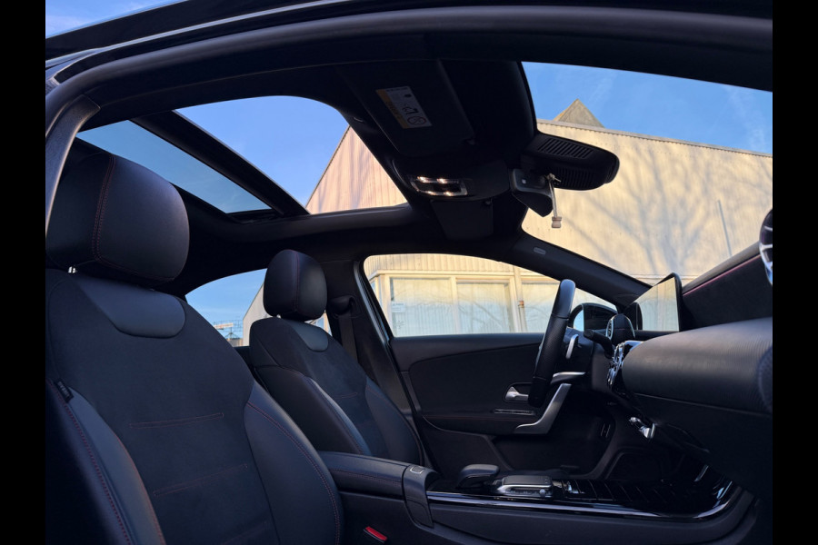 Mercedes-Benz A-Klasse 200 AMG 2022 AUT PANO LEDER ACC VOL-LUXE GROTE BEURT
