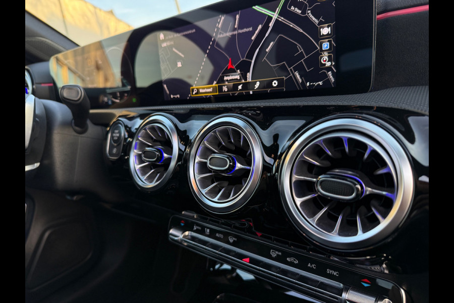 Mercedes-Benz A-Klasse 200 AMG 2022 AUT PANO LEDER ACC VOL-LUXE GROTE BEURT