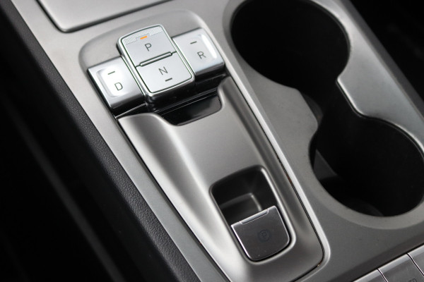 Hyundai Kona EV Fashion 64 kWh Gr.-navigatie/Trekhaak/Camera/Winter-pack