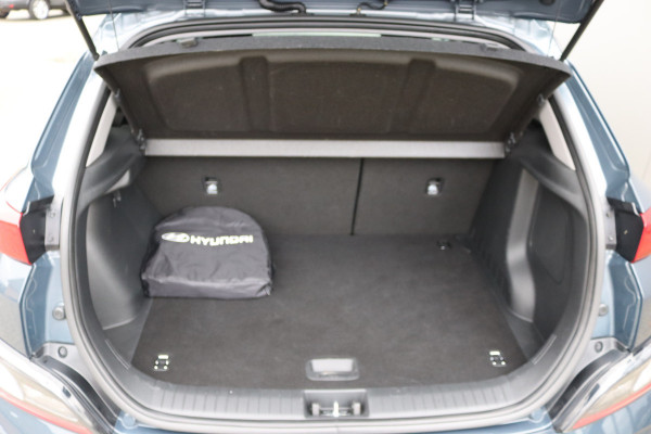 Hyundai Kona EV Fashion 64 kWh Gr.-navigatie/Trekhaak/Camera/Winter-pack