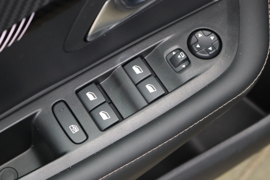 Peugeot 208 1.2 PureT. 100PK Allure Carplay-android/Parkeerhulp/Cruise-control