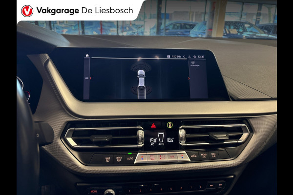 BMW 1-serie 118i Executive Edition,navi,apple carplay,media,pdc,orig ned,cruisec,