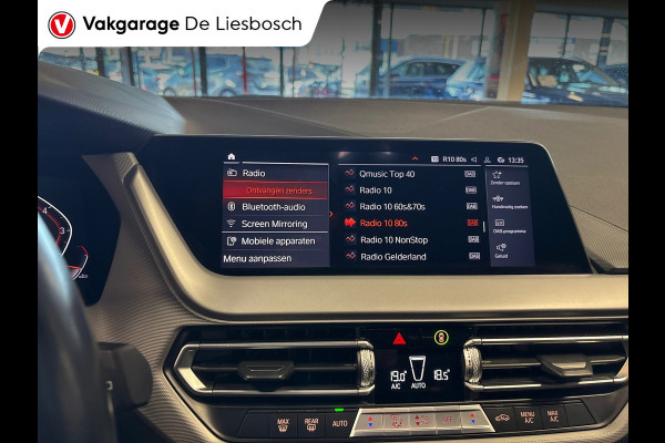 BMW 1-serie 118i Executive Edition,navi,apple carplay,media,pdc,orig ned,cruisec,