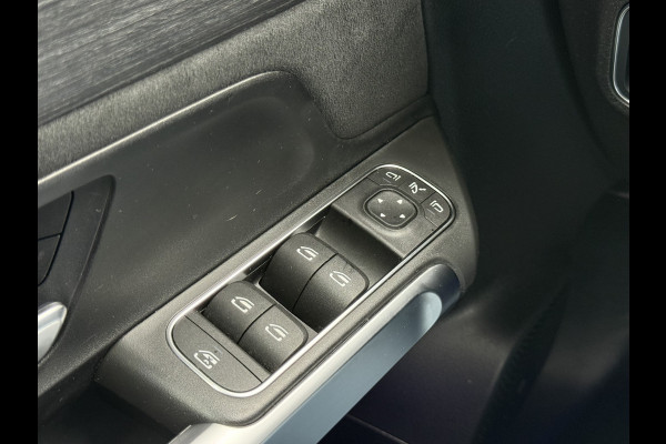 Mercedes-Benz Glb 200 Business Solution AMG | Pano | Ambient Light | 360* Camera | 19 inch