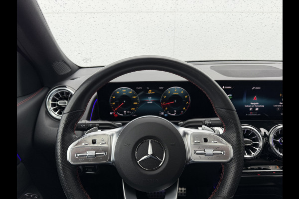 Mercedes-Benz Glb 200 Business Solution AMG | Pano | Ambient Light | 360* Camera | 19 inch