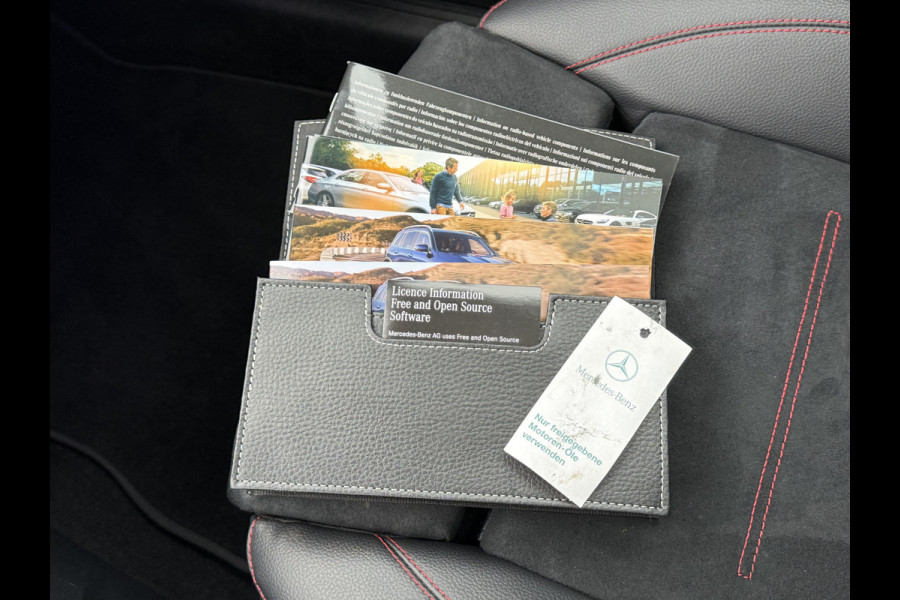 Mercedes-Benz Glb 200 Business Solution AMG | Pano | Ambient Light | 360* Camera | 19 inch