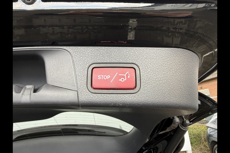 Mercedes-Benz Glb 200 Business Solution AMG | Pano | Ambient Light | 360* Camera | 19 inch