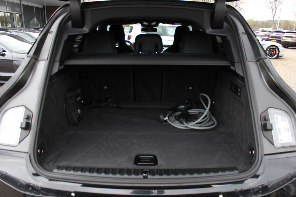 BMW iX xDrive40 High Exe. M Sport 77 kWh / SoH 97,1% / Trekhaak / 360Camera / Head-up / Keyless / Softclose / 20'' / ACC / Laser LED / Navigatie / Stoelverwarming+Stuurverwarming / Stoelventilaite