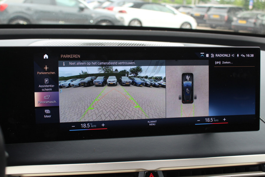 BMW iX xDrive40 High Exe. M Sport 77 kWh / SoH 97,1% / Trekhaak / 360Camera / Head-up / Keyless / Softclose / 20'' / ACC / Laser LED / Navigatie / Stoelverwarming+Stuurverwarming / Stoelventilaite