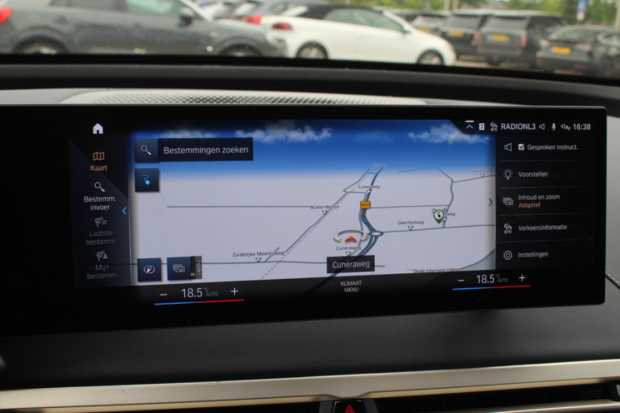 BMW iX xDrive40 High Exe. M Sport 77 kWh / SoH 97,1% / Trekhaak / 360Camera / Head-up / Keyless / Softclose / 20'' / ACC / Laser LED / Navigatie / Stoelverwarming+Stuurverwarming / Stoelventilaite