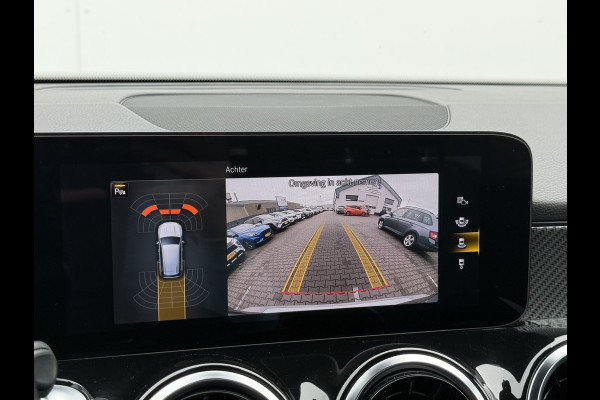 Mercedes-Benz Glb 200 Business Solution AMG | Trekhaak | MultiBeam LED | Camera | DAB+ | 19 inch