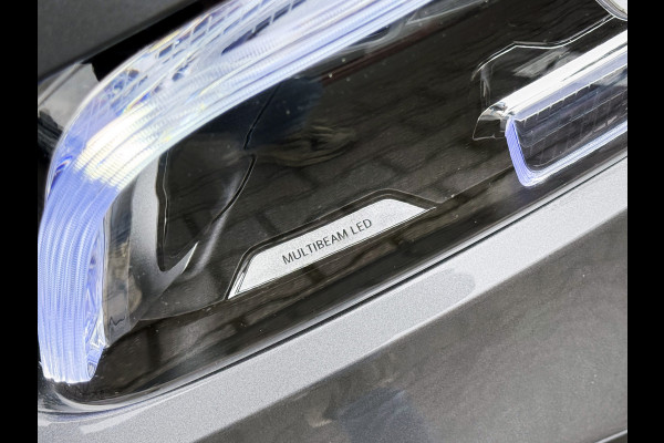 Mercedes-Benz Glb 200 Business Solution AMG | Trekhaak | MultiBeam LED | Camera | DAB+ | 19 inch