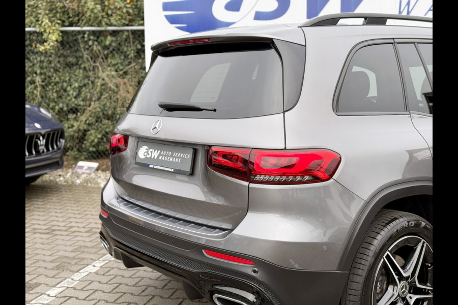 Mercedes-Benz Glb 200 Business Solution AMG | Trekhaak | MultiBeam LED | Camera | DAB+ | 19 inch