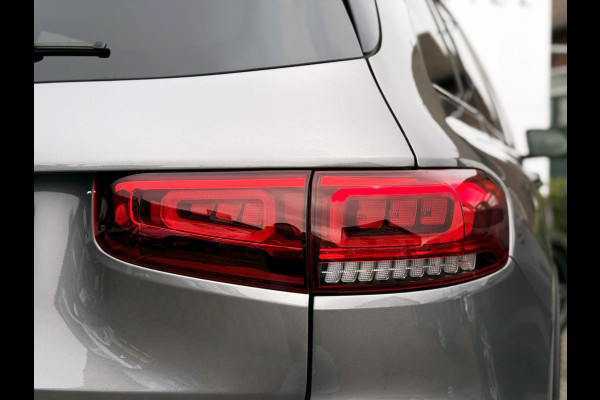 Mercedes-Benz Glb 200 Business Solution AMG | Trekhaak | MultiBeam LED | Camera | DAB+ | 19 inch