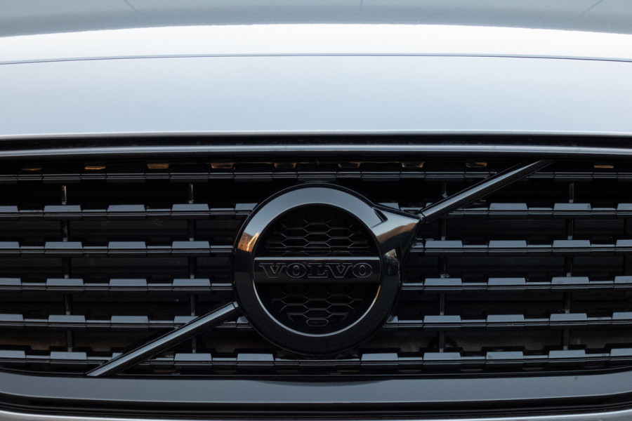 Volvo S60 2.0 T4 R-Design | ACC | STOELVERWARMING | POLESTAR ENGINEERED | ELEKTRISCH VERSTELBARE STOELEN
