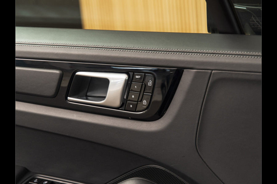 Porsche Cayenne 4.0 Turbo S E-Hybrid PANO | 18WEG | PCCB | PDCC | HUD