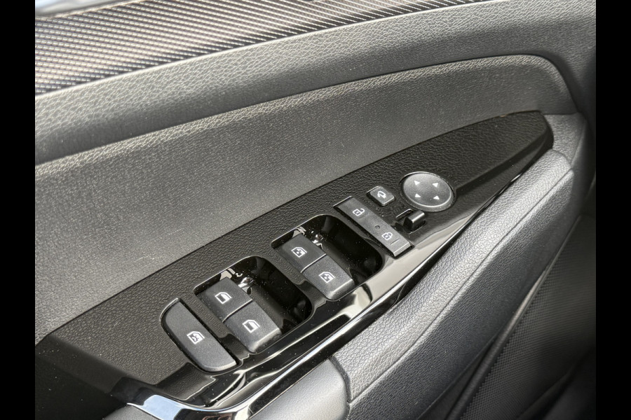 Kia Sportage 1.6 T-GDi Plug-in Hybrid AWD DynamicPlusLine | ACC | CarPlay | Camera | 19 inch