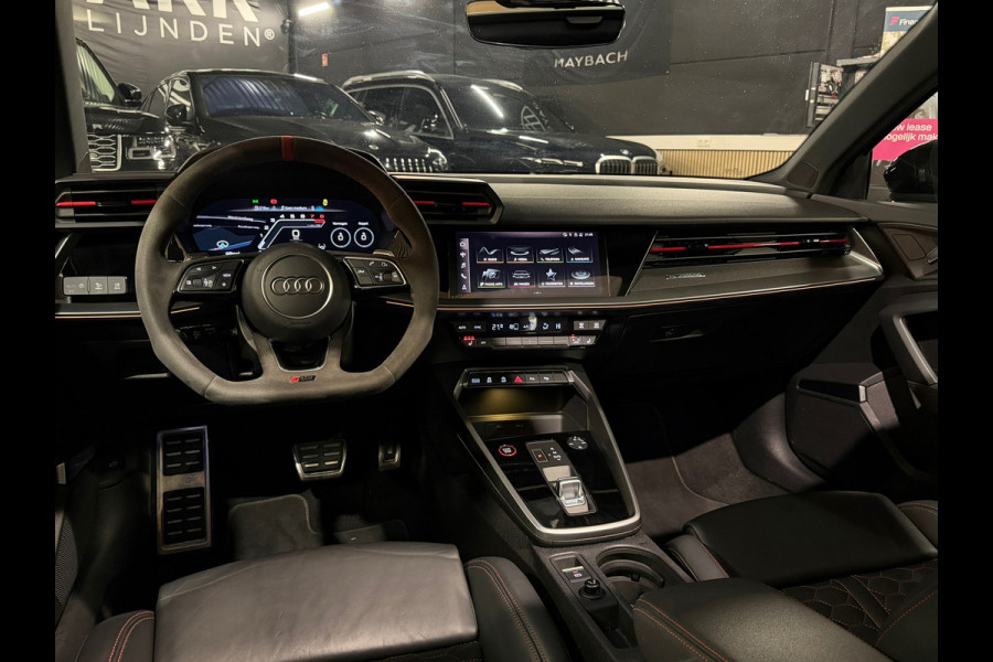 Audi RS3 Limousine GERESERVEERD 2.5 TFSI RS 3 quattro|PANO|MASSAGE|B&O|ACC|MEMORY|CARPLAY|DEALER ONDERHOUDEN|KEMORA GREY|400PK|
