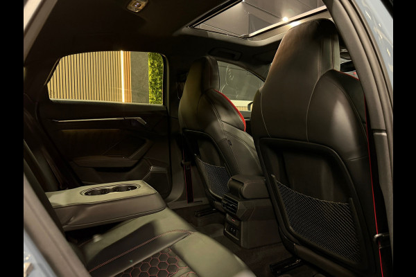Audi RS3 Limousine GERESERVEERD 2.5 TFSI RS 3 quattro|PANO|MASSAGE|B&O|ACC|MEMORY|CARPLAY|DEALER ONDERHOUDEN|KEMORA GREY|400PK|