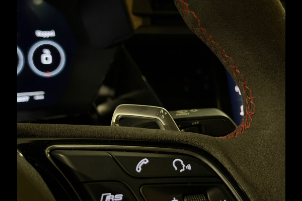 Audi RS3 Limousine GERESERVEERD 2.5 TFSI RS 3 quattro|PANO|MASSAGE|B&O|ACC|MEMORY|CARPLAY|DEALER ONDERHOUDEN|KEMORA GREY|400PK|