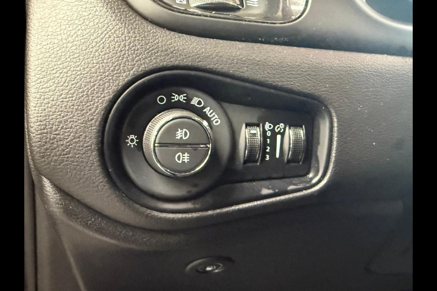 Jeep Renegade 4xe 240 PHEV Electric S, Automaat, Stoel/Stuurverwarming