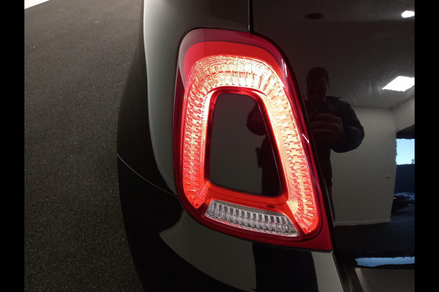 Fiat 500C 1.2 Lounge Automaat | Navigatie | Cruise Control | Parkeersensoren Achter | Lichtmetalen Velgen |