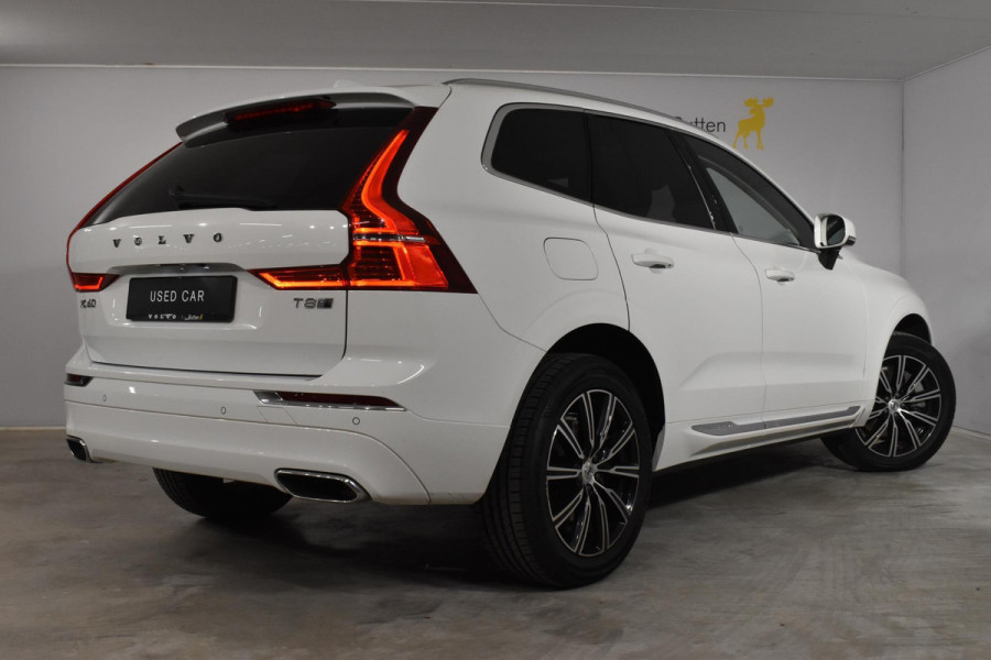 Volvo XC60 T8 390PK Automaat Recharge AWD Inscription / Intellisafe / Panoramadak / head-up display / Camera achter / Donker glas achter