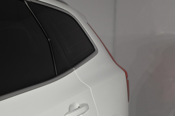 Volvo XC60 T8 390PK Automaat Recharge AWD Inscription / Intellisafe / Panoramadak / head-up display / Camera achter / Donker glas achter