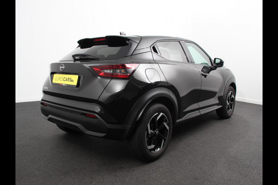 Nissan Juke 1.0 DIG-T N-Connecta Climate control Cruise control Achteruitrijcamera Keyless Navigatie LED Verwarmde voorstoelen Verwarmd stuurwiel Parkeersensoren Apple Carplay/ Android Auto