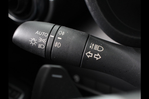 Nissan Juke 1.0 DIG-T N-Connecta Climate control Cruise control Achteruitrijcamera Keyless Navigatie LED Verwarmde voorstoelen Verwarmd stuurwiel Parkeersensoren Apple Carplay/ Android Auto